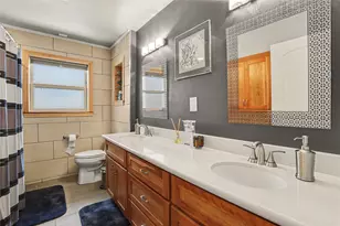 1754 Nocturne Ln, Houston, TX 77043 - Photo 23