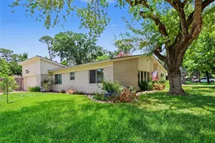 1754 Nocturne Ln, Houston, TX 77043 - Photo 33