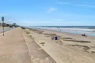 18515 Shaman Dr, Galveston, TX 77554 - Photo 41