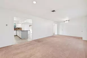 5422 Spellman Rd, Houston, TX 77096 - Photo 5