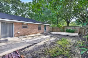 5422 Spellman Rd, Houston, TX 77096 - Photo 25