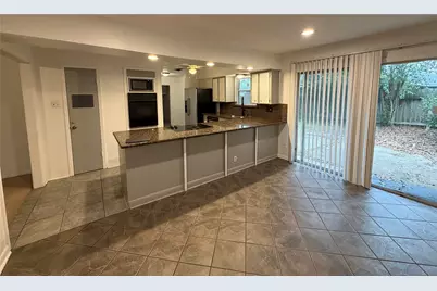 5422 Spellman Road, Houston, TX 77096 - Photo 5