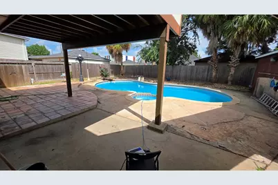 15318 Bonita Springs Drive, Houston, TX 77083 - Photo 35