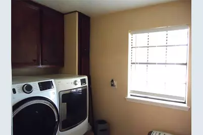 15318 Bonita Springs Drive, Houston, TX 77083 - Photo 19
