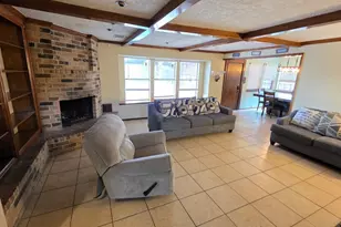 15318 Bonita Springs Dr, Houston, TX 77083 - Photo 11