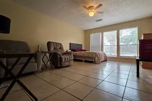 15318 Bonita Springs Dr, Houston, TX 77083 - Photo 19