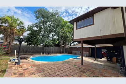 15318 Bonita Springs Drive, Houston, TX 77083 - Photo 35