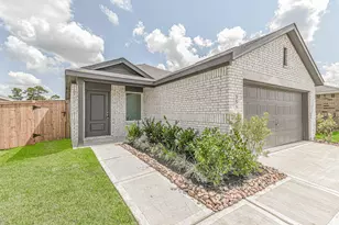 355 Bush Mdw Ln, Magnolia, TX 77354 - Photo 1