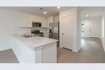 355 Bush Meadow Lane, Magnolia, TX 77354 - Photo 5