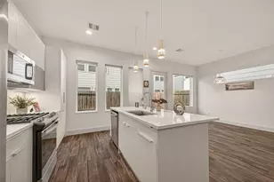4418 Bora Bora Ln, Houston, TX 77045 - Photo 11