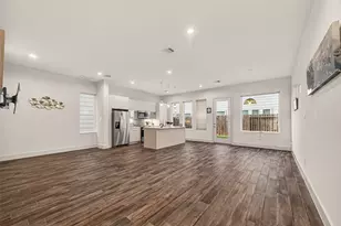 4418 Bora Bora Ln, Houston, TX 77045 - Photo 9