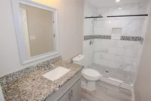 9311 Golden Wood Ln, Houston, TX 77086 - Photo 11
