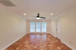 18603 Point Lookout Dr, Houston, TX 77058 - Photo 19