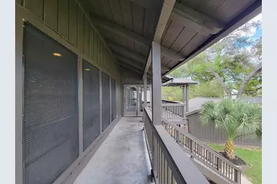 18603 Point Lookout Drive, Houston, TX 77058 - Photo 9