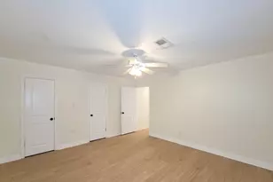 18603 Point Lookout Dr, Houston, TX 77058 - Photo 43