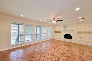 18603 Point Lookout Dr, Houston, TX 77058 - Photo 13