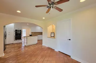 18603 Point Lookout Dr, Houston, TX 77058 - Photo 37