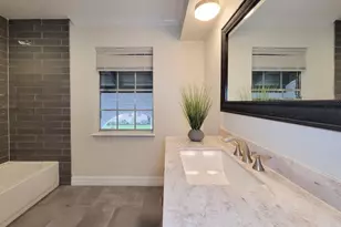 18603 Point Lookout Dr, Houston, TX 77058 - Photo 17