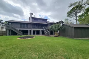 18603 Point Lookout Dr, Houston, TX 77058 - Photo 49