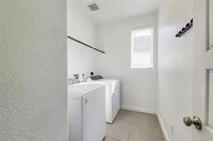 18731 Frost Ridge Dr, Crosby, TX 77532 - Photo 5