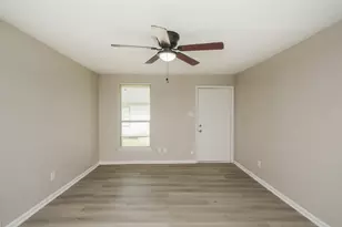 6014 Collingsworth St, Houston, TX 77026 - Photo 13