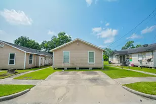 6014 Collingsworth St, Houston, TX 77026 - Photo 3