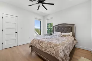 5327 S Braeswood Blvd, Houston, TX 77096 - Photo 29