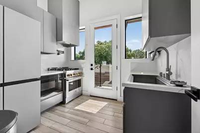 5327 S Braeswood Boulevard, Houston, TX 77096 - Photo 17
