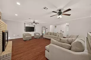 1209 Sunset Dr, Dickinson, TX 77539 - Photo 3