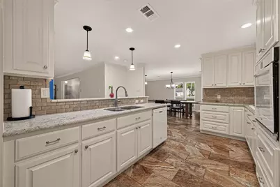 1209 Sunset Drive, Dickinson, TX 77539 - Photo 7