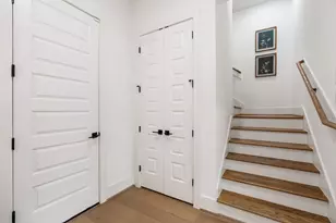 857 Fisher St, Houston, TX 77018 - Photo 7