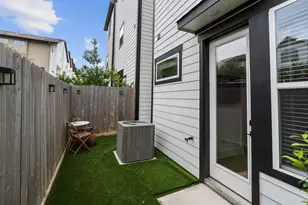 857 Fisher St, Houston, TX 77018 - Photo 33