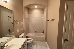 3305 N Knollcrest Ln, Pearland, TX 77584 - Photo 15