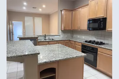 3305 N Knollcrest Lane, Pearland, TX 77584 - Photo 7