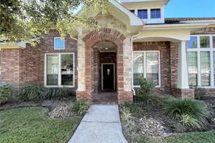 3305 N Knollcrest Ln, Pearland, TX 77584 - Photo 1