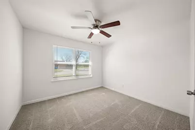 2942 Knotty Oaks Trail, Houston, TX 77045 - Photo 15