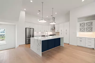 8718 Aquino Lane, Houston, TX 77055 - Photo 5