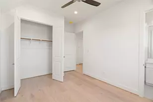 8718 Aquino Ln, Houston, TX 77055 - Photo 23