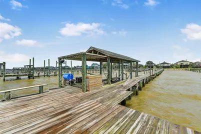 1521 John Street, San Leon, TX 77539 - Photo 9