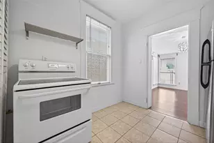 324 W Alabama St, Houston, TX 77006 - Photo 13