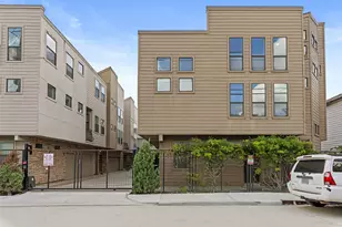 1420 Wilson St, Houston, TX 77019 - Photo 1