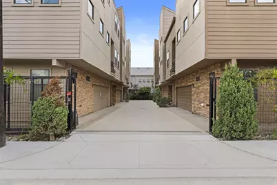 1420 Wilson Street, Houston, TX 77019 - Photo 3