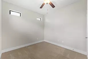 1420 Wilson St, Houston, TX 77019 - Photo 17