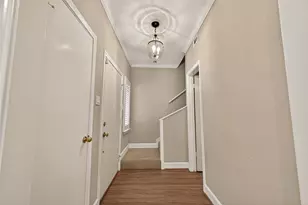 11711 Memorial Dr, Houston, TX 77024 - Photo 5