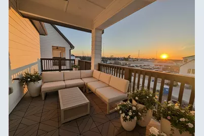 1027 Golden Nectar Lane, Houston, TX 77008 - Photo 5