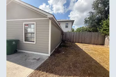4718 Teton Street, Houston, TX 77033 - Photo 9