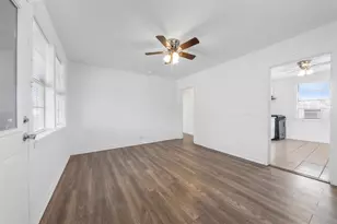8331 Garland St St, Houston, TX 77017 - Photo 23