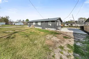 8331 Garland St St, Houston, TX 77017 - Photo 19