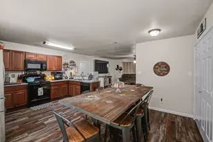 253 Briarcreek St, Richwood, TX 77531 - Photo 19