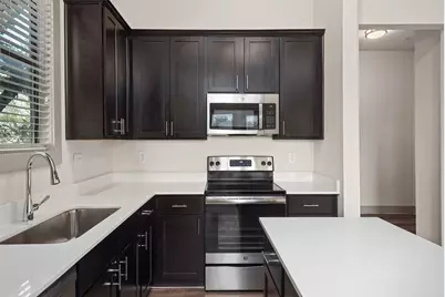 4509 Mount Vernon Street #9, Houston, TX 77006 - Photo 3